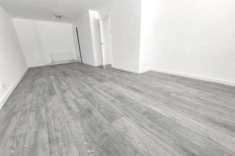 Ist Floor Landing