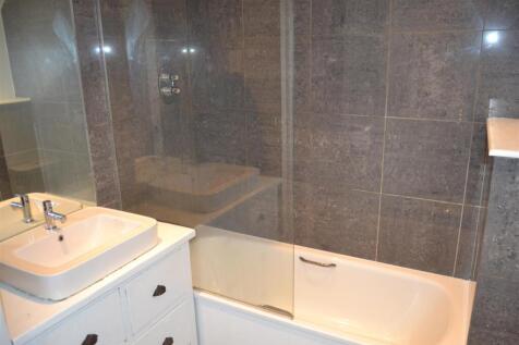 Bathroom v2.JPG