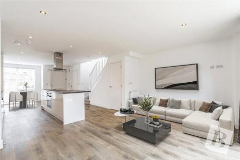 Kitchen/Living Area