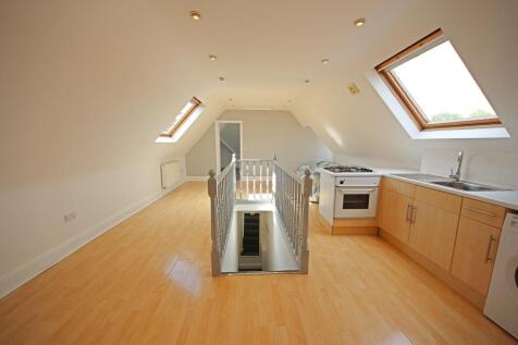 Lounge/Kitchen area