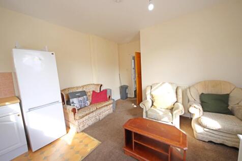 Open Plan kitchen Lo