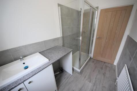 Shower Room (2)