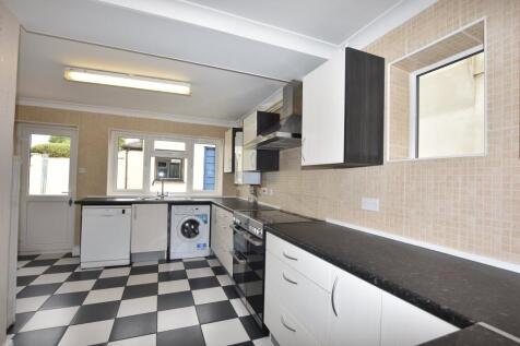 53 Coumbia kitchen 1
