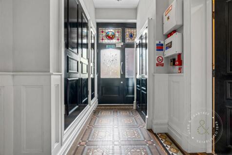 Kestral Mews, Cathedral Road, Hern Crabtree (20).j