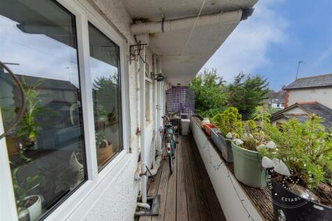 Melrose-Court-15.jpg
