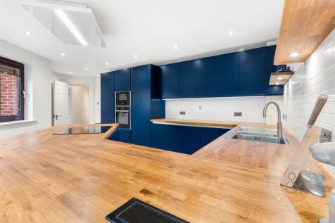 Beaufort Court, Atlantic Wharf, HernCrabtree (4).j