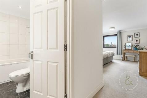Beaufort Court, Atlantic Wharf, HernCrabtree (9).j