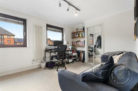 Beaufort Court, Atlantic Wharf, HernCrabtree (6).j