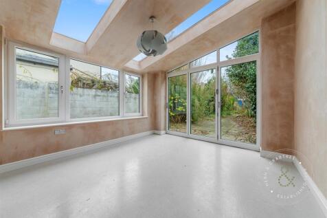 Romilly-Crescent-21.jpg