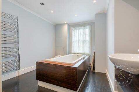 Romilly-Crescent-08.jpg