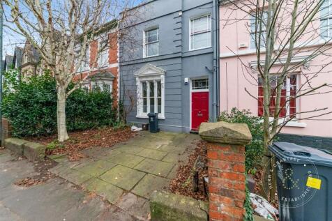 Romilly-Crescent-30.jpg