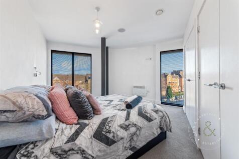 Wellington-House-04.jpg