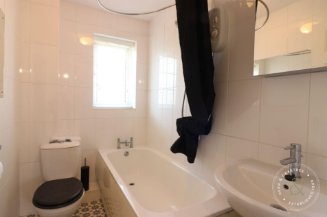 Bathroom (3).png