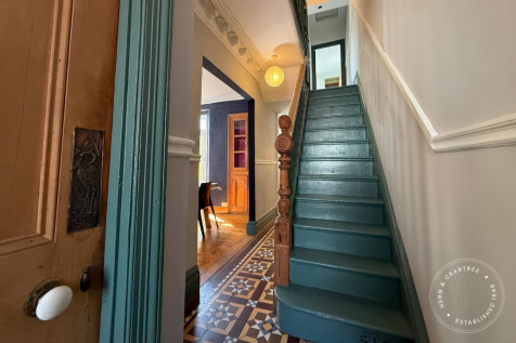 Hallway (1).png