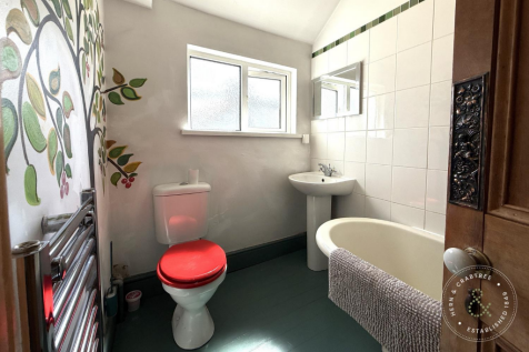 Bathroom (5).png
