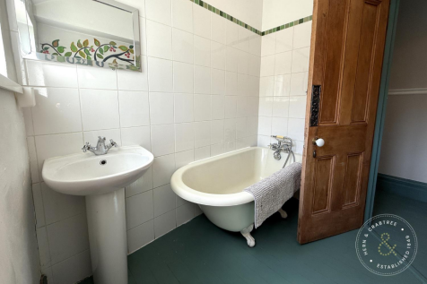 Bathroom (6).png