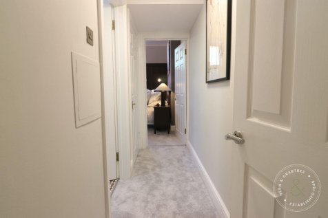 Hallway (1).png