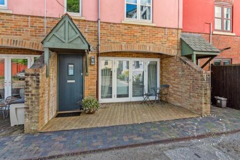 Vicarage-Mews-25.jpg