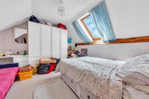 Smithies-Avenue-01.jpg
