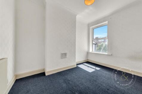 Avoca-Place-04.jpg