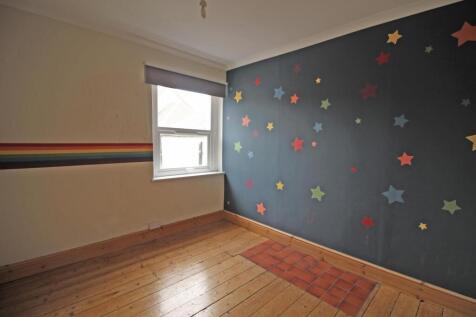 96 Forrest Rd 9.jpg