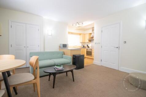 Flat 12, 74-76 Cathedral House-5.jpg