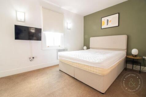 Flat 9, 74-76 Cathedral House-2.jpg