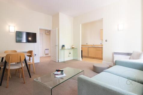 Flat 5, 74-76 Cathedral House-3.jpg