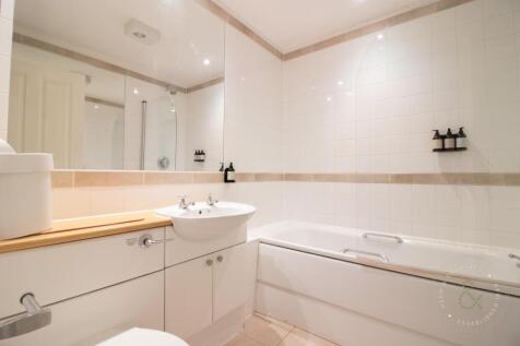 Flat 5, 74-76 Cathedral House-2.jpg