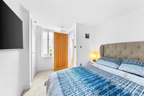 Penarth-Road-02.jpg