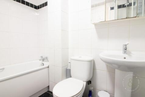 12 Blake Court-02.jpg