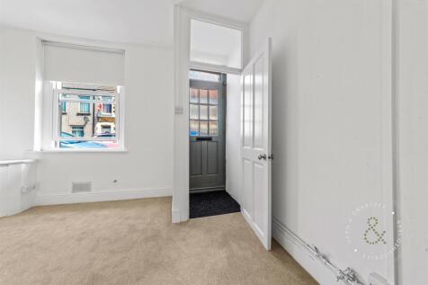 Warwick-Street-10.jpg