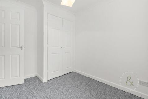 Cardiff Road, Taffs Well (4).jpg