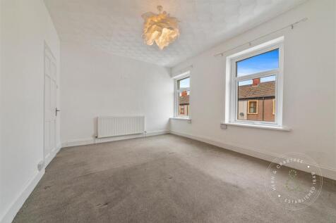 Amhurst-Street-02.jpg