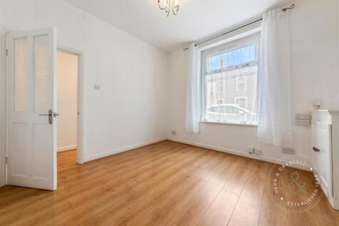 Amhurst-Street-12.jpg