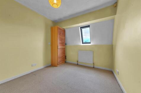 Pearl-Court-06.jpg
