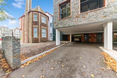 Sophia-Mews-19.jpg