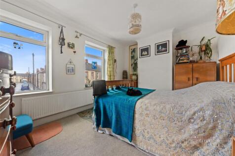 Devon-Place-04.jpg