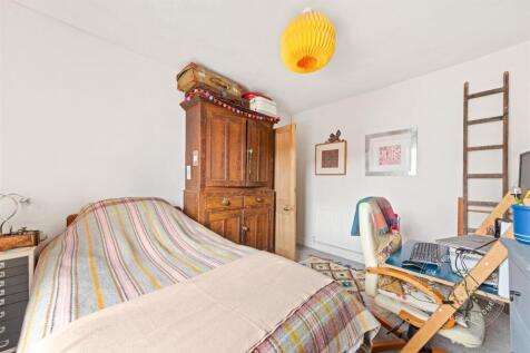 Devon-Place-02.jpg