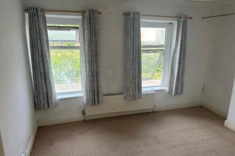 Bedroom 1.jpeg