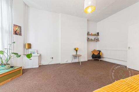St-Johns-Crescent-04.jpg