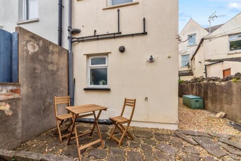 St-Johns-Crescent-17.jpg