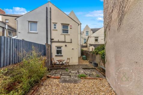 St-Johns-Crescent-19.jpg