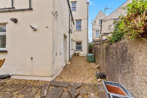 St-Johns-Crescent-22.jpg