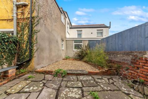 St-Johns-Crescent-23.jpg