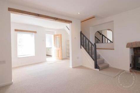 Livingroom-2.jpg