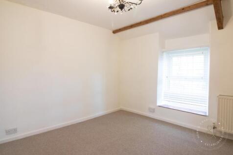 Bedroom-1 2.jpg