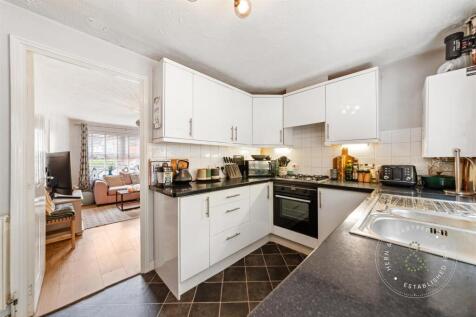 Greenacre-Drive-19.jpg