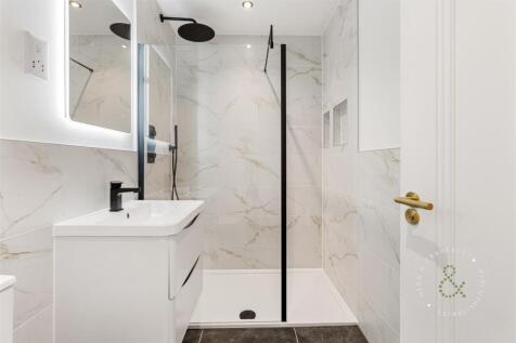 Cathedral Road Aprts, Seven, HernCrabtree  (7).jpg