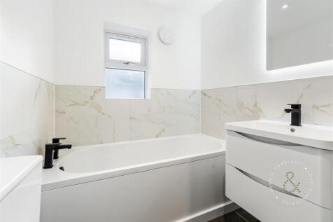 Cathedral Road Aprts, Five, HernCrabtree (8).jpg